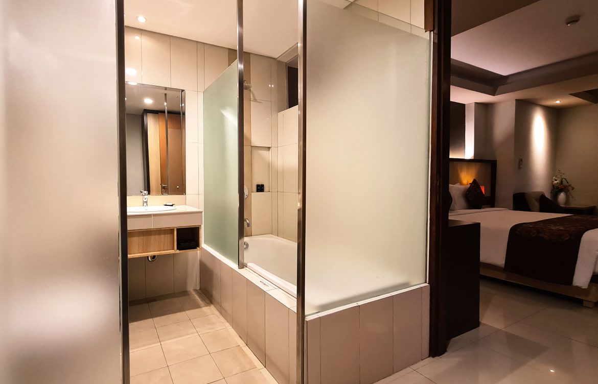 room_studio deluxe 9_the kana kuta hotel